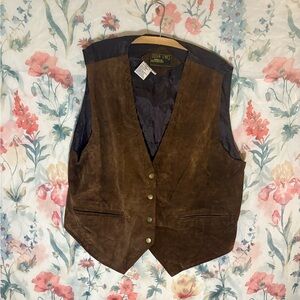 Vintage Brown Suede Vest with Button Closure